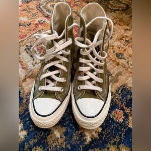 Converse Chuck 70 High 'Dark Moss’ Canvas sneaker , size 6 , never worn